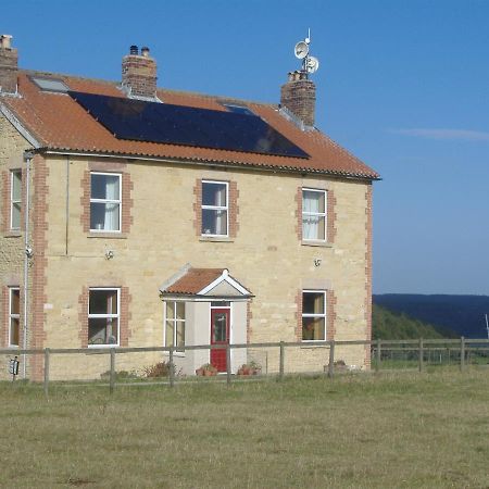 South Moor Farm Bed & Breakfast Скарбъро Екстериор снимка